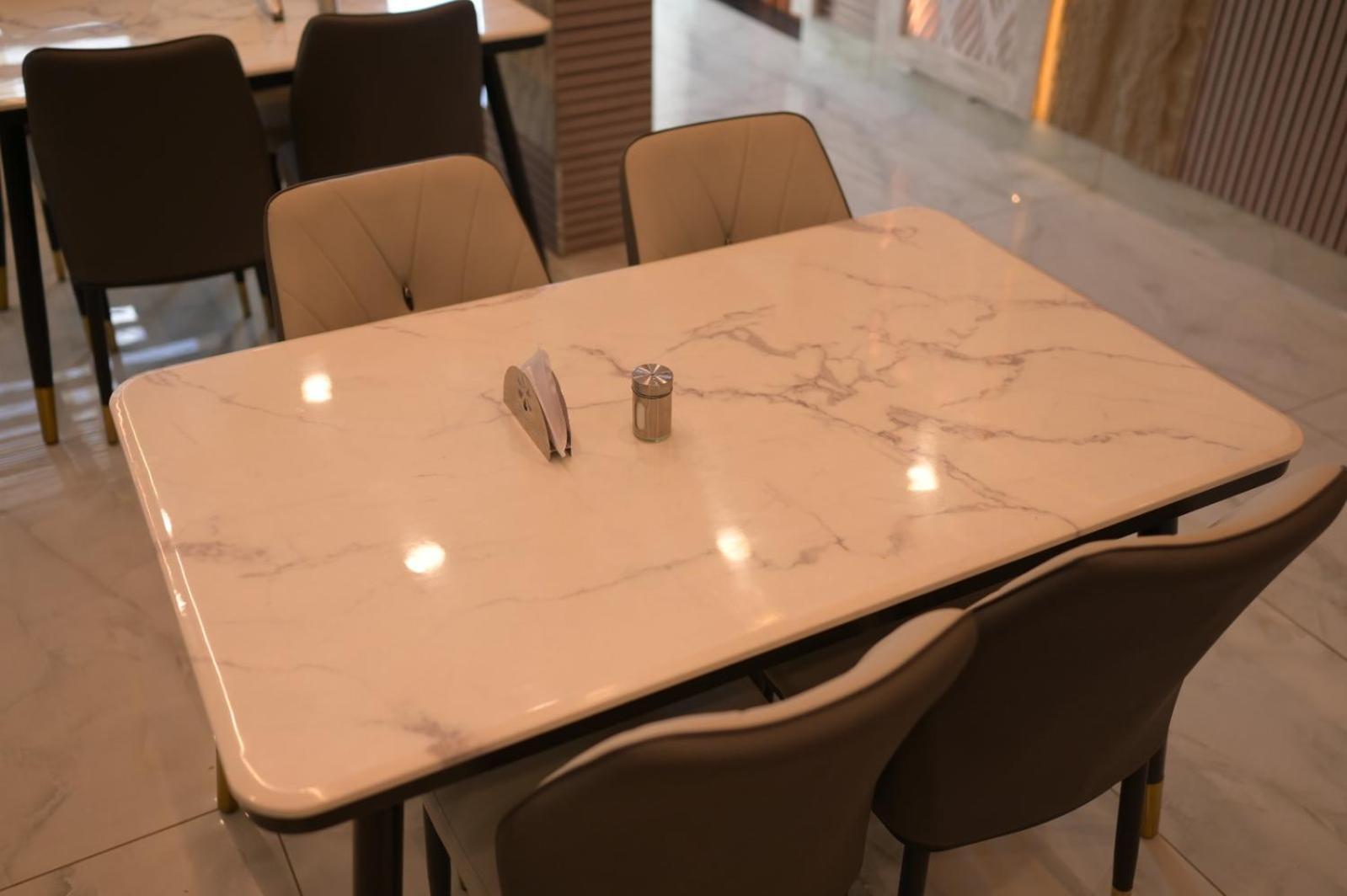 Hotel Udit Inn Rudraprayāg מראה חיצוני תמונה